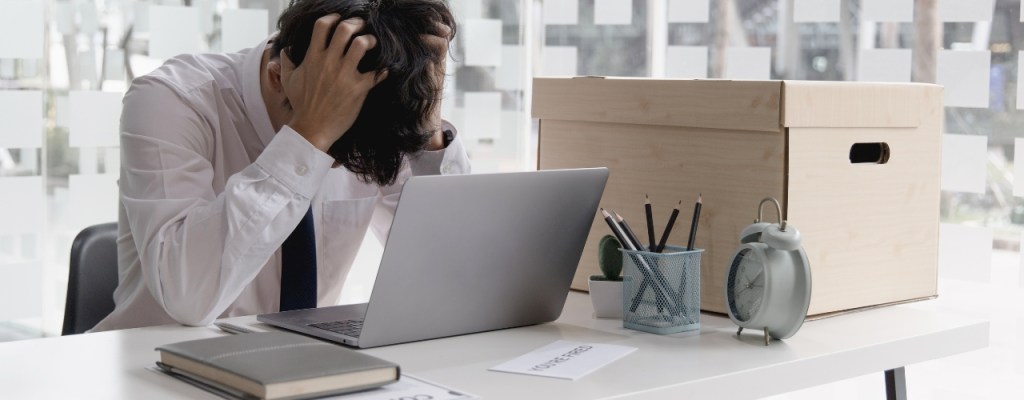 Should You Quit Your Job to Start a Business?

