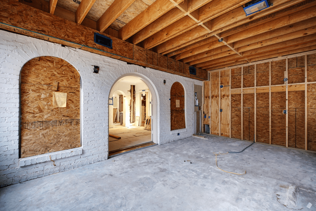 Restoring vs Renovating: What Austin Historic Homeowners Should Know